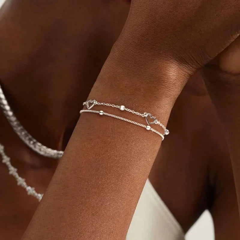 2Pcs Layered Snake Chain Bracelets for Women Dainty Gold Plated Heart Accessories Hand Chain Jewelry for Girlfriend Gift