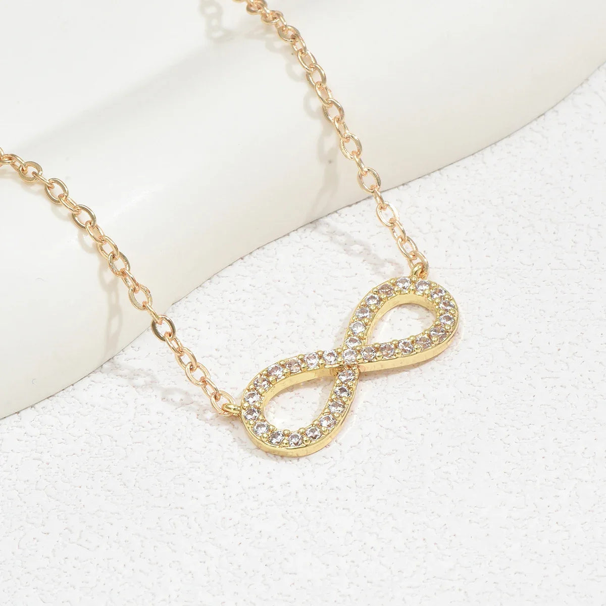 Fashion Simple Stainless Steel Infinity Pendant Necklace for Women Classic Lucky Zircon Love You Forever Jewelry Birthday Gift